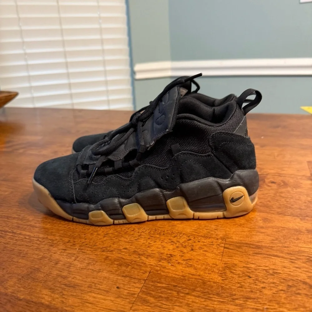 Boy’s Nike Air More Money Black gum sneaker size 6.5 youth